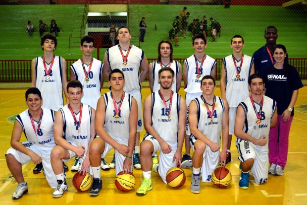 equipe campea basquetebol do jesc 20140616 1432540064