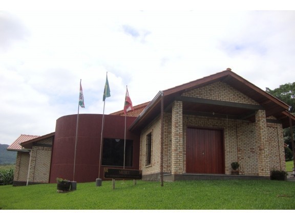 tangara - Museu da Vitivinicultura de Santa Catarina