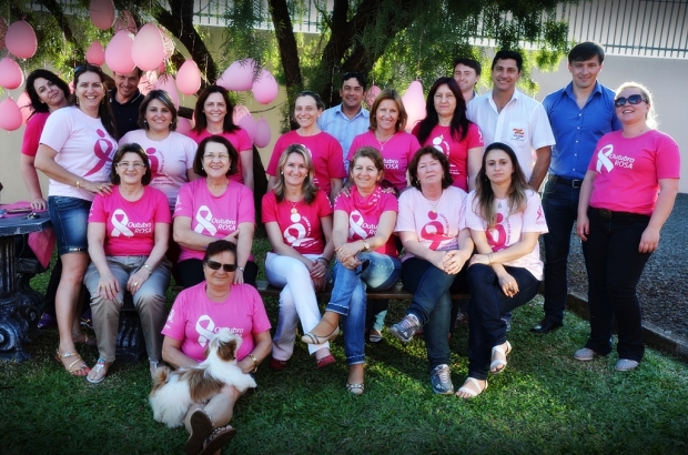 celebracaooutubrorosa 20141023 1385351471