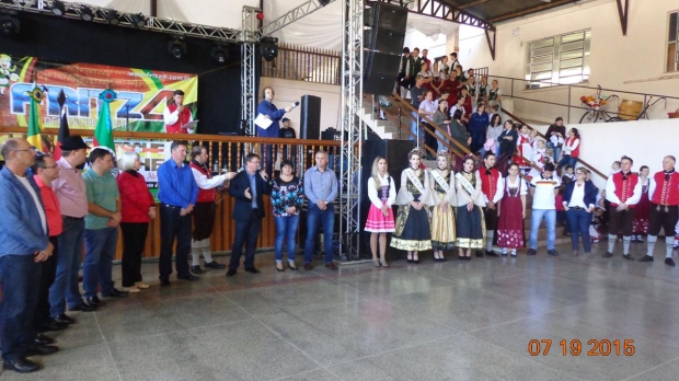 secretario regional participa de abertura da semana alema em sao joao do oeste 20150720 1609354110