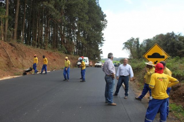 esta pronto asfalto ao distrito de alto da serra 20150811 1780929133