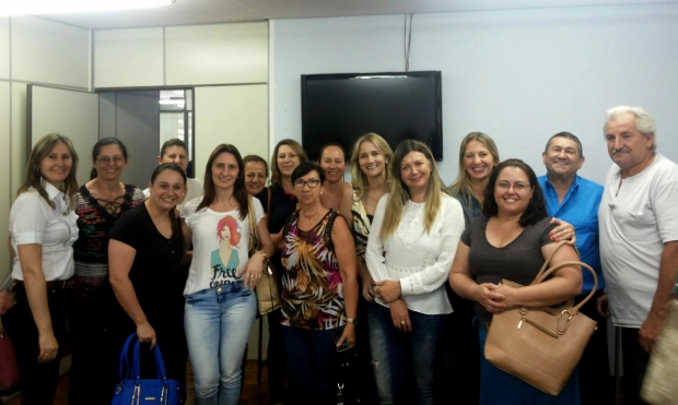 reuniao fcee e apaes 20151116 1124650810