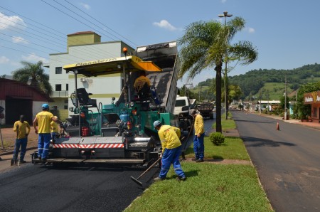 gaveta materia final ano fundam mais de r 12 milhoes para municipios da regional chapeco 20151216 2088888896