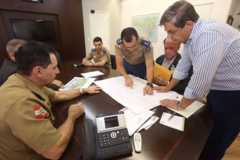 reuniao bombeiros e vice-governador 20151208 1571689493