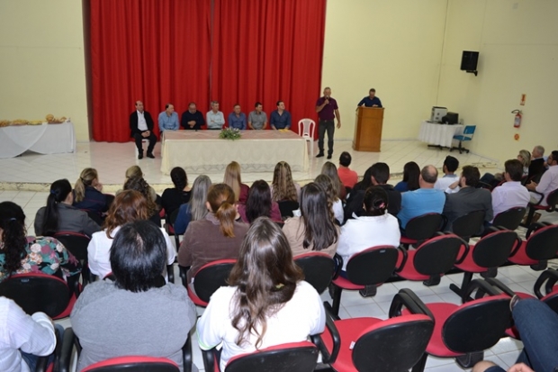 Assinatura de convênios aconteceu na manhã desta quinta-feira, 5. Foto: Janaína Mônego/ADR de Xanxerê - 05/05/2016