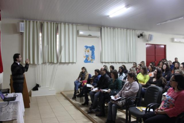 educacao especial medico oftalmologista palestra para professores da rede estadual 20160715 1427499911