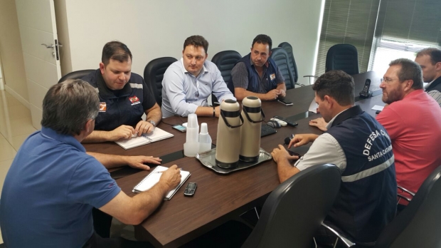 adr recebe visita defesa civil 20161019 2084757430