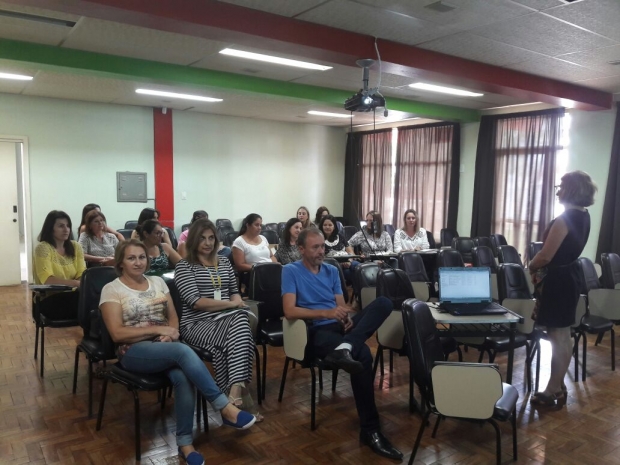 Secretários municipais dos 14 municípios participaram da reunião. Foto: Janaína Mônego/ADR Xanxerê - 01/02/2017