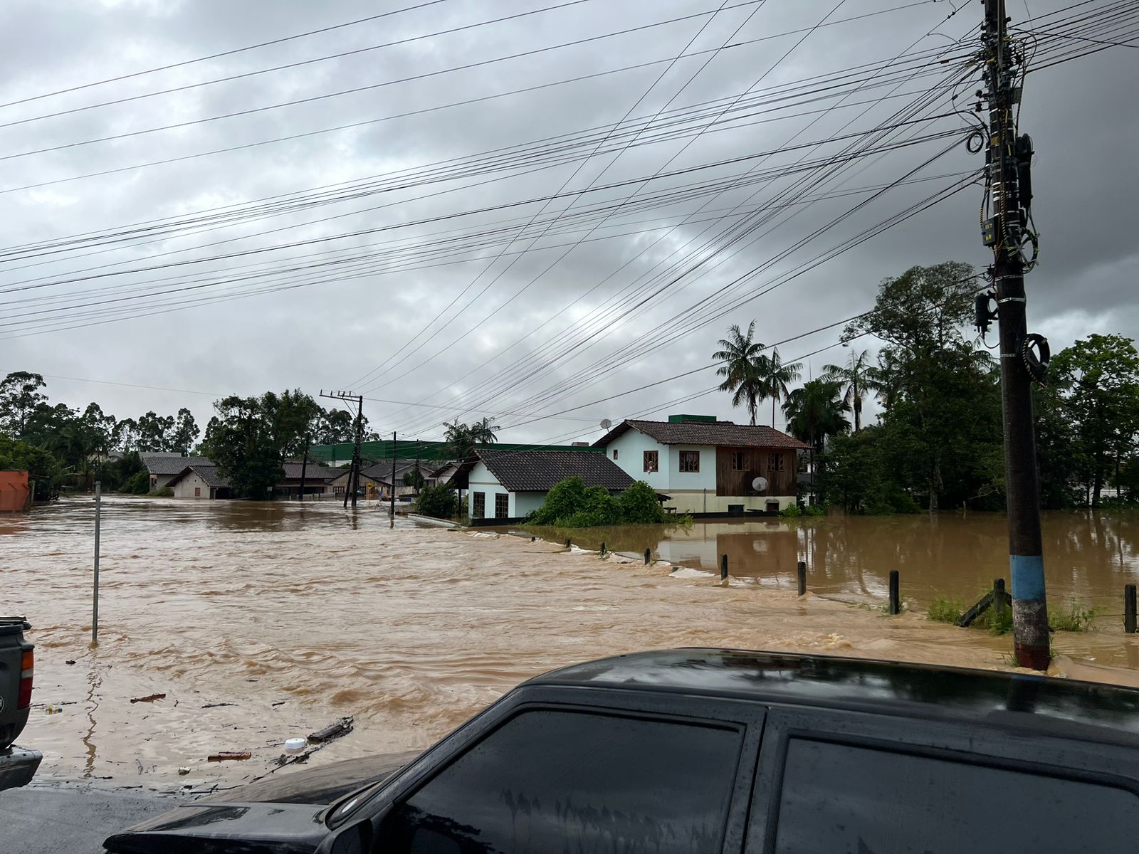 Secretaria de Estado da Infraestrutura trabalha na recuperação de rodovias afetadas pelas chuvas