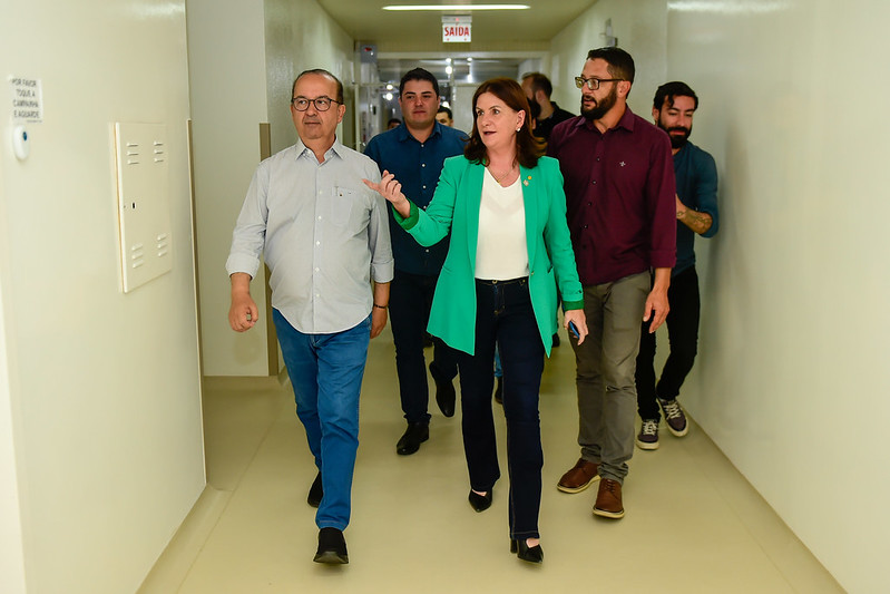Governador Jorginho Mello e secretária da saúde Carmen Zanotto visitam hospital de caridade Sagrado Coração de Jesus