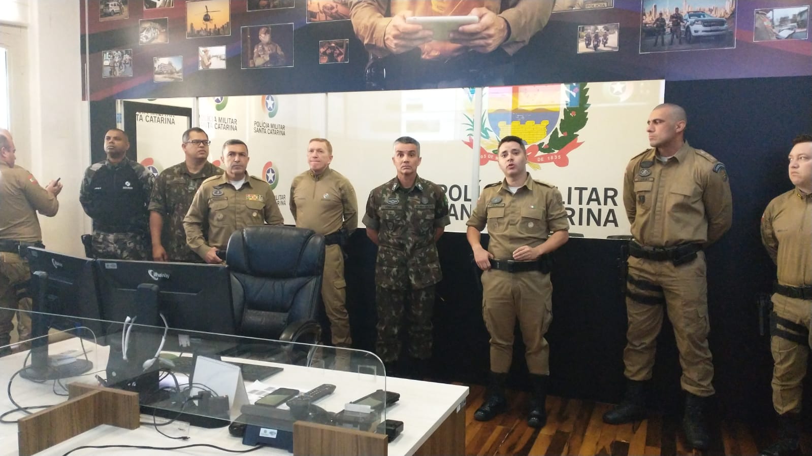 Comandante do Exército visita Comando Conjunto Oeste