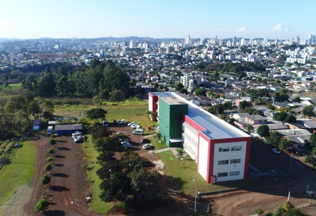 Vista aérea da sede da Udesc Oeste, no Bairro Santo Antônio, em Chapecó