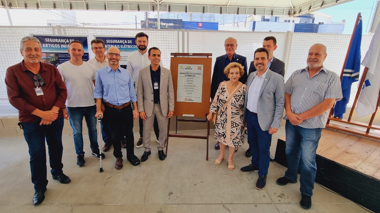 Imetro-SC inaugura primeiro laboratório de Segurança de Produtos de Santa Catarina