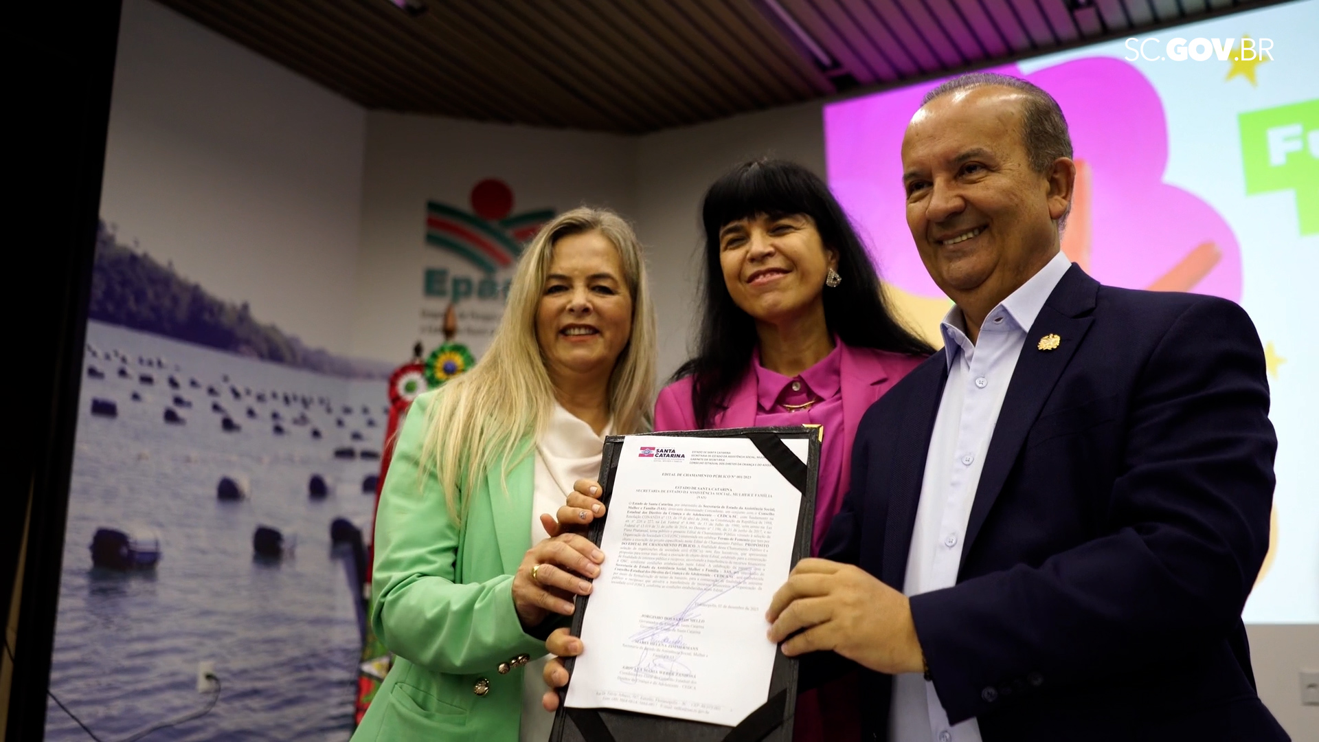 Governo de Santa Catarina lança maior edital da história do Fundo da Infância e da Adolescência