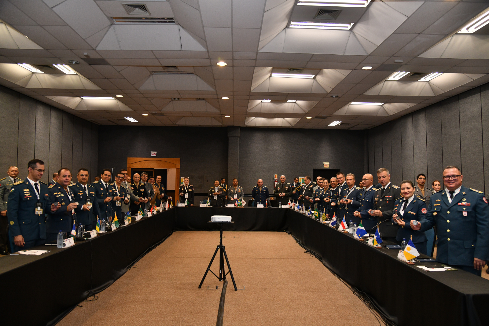 Padronização de resposta a desastres é votada em reunião do Conselho dos Comandantes-Gerais dos Corpos de Bombeiros Militares de todo o Brasil
