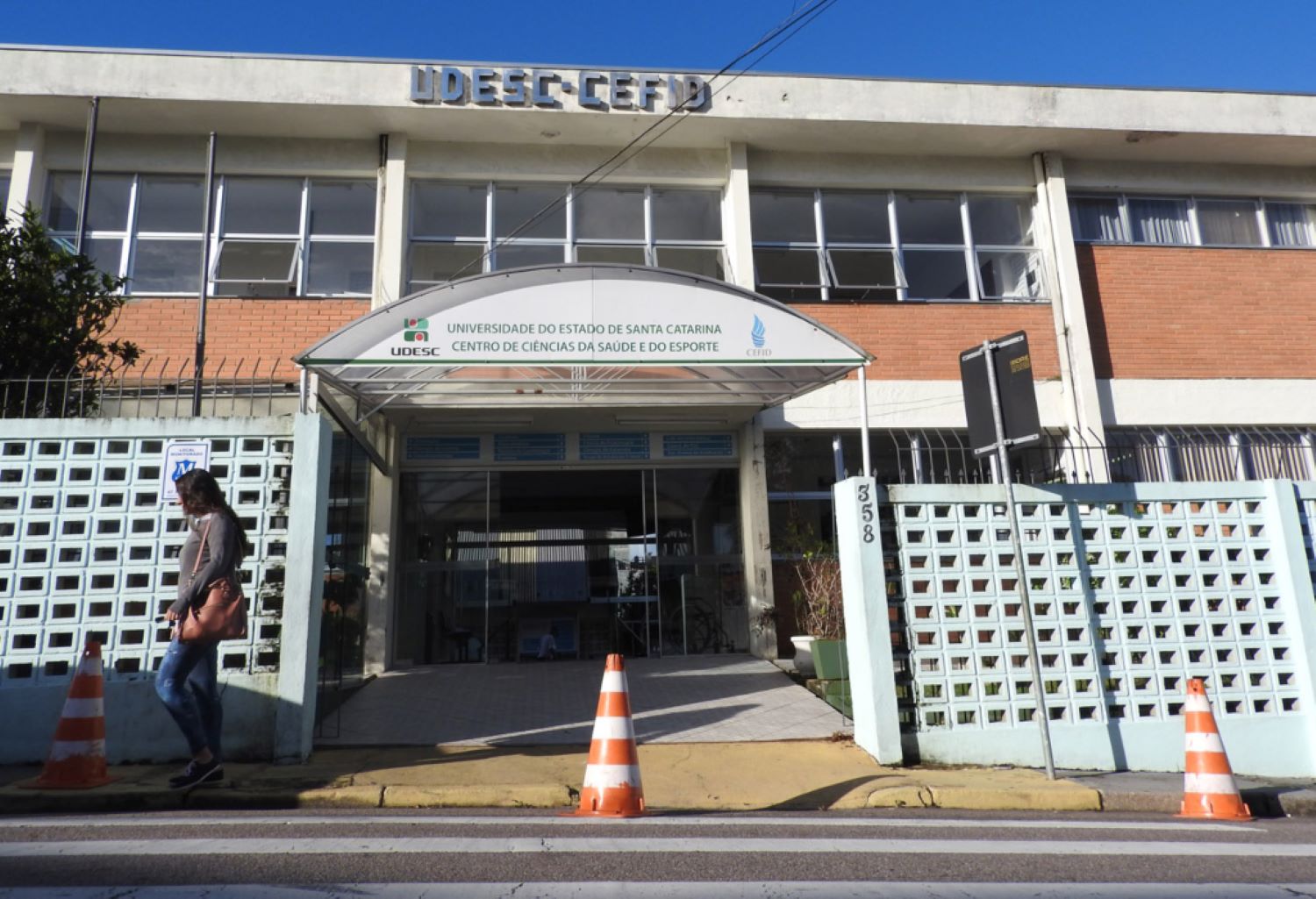 Udesc Cefid arrecadará água, alimentos e itens de limpeza em Florianópolis até quarta para municípios gaúchos