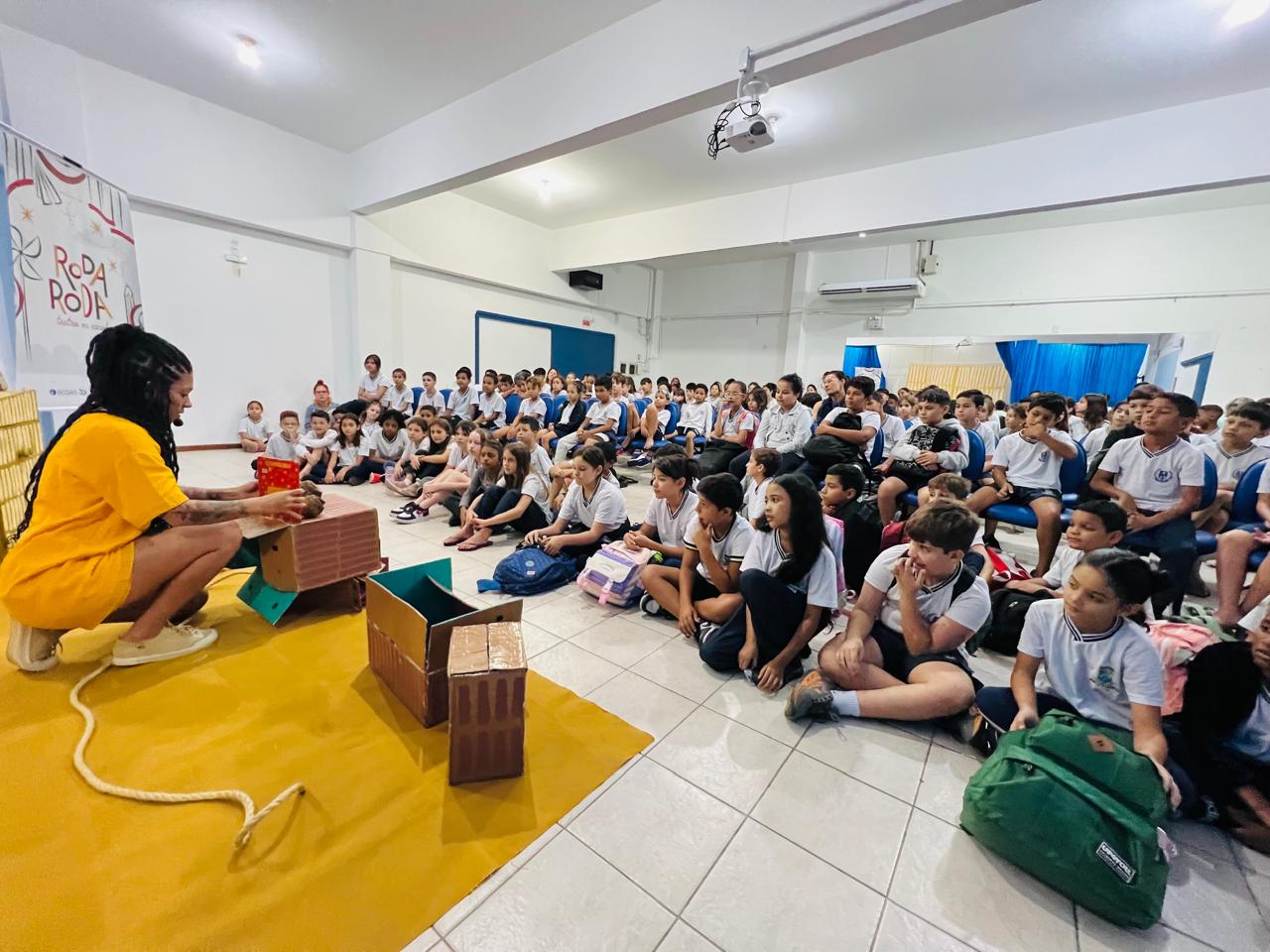 Com apoio da SCGÁS, projeto que leva teatro  para as escolas finaliza turnê em Santa Catarina