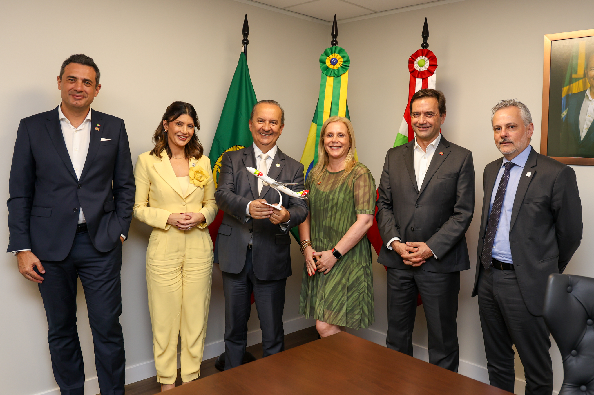 Jorginho Mello e diretores da TAP Air Portugal detalham nova rota direta entre SC e Europa