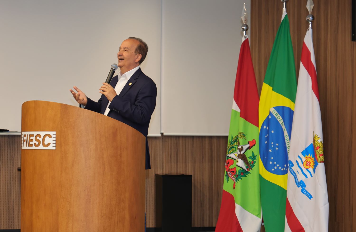 Estrada Boa: governador autoriza licitação para as obras de aumento da capacidade da SC-401 em Florianópolis