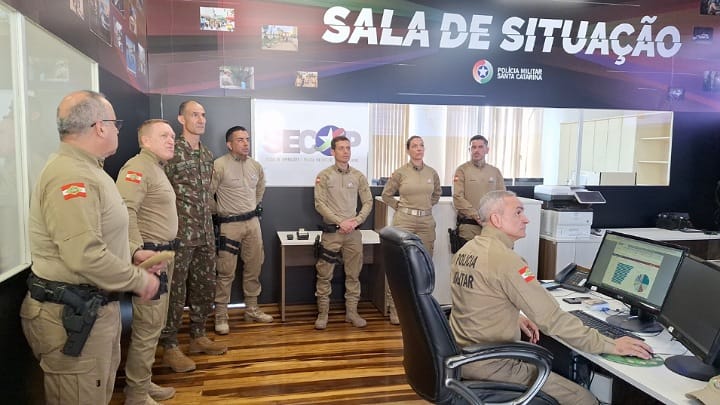 Comando-Geral da Polícia Militar recebe visita de inspeção técnica do exército