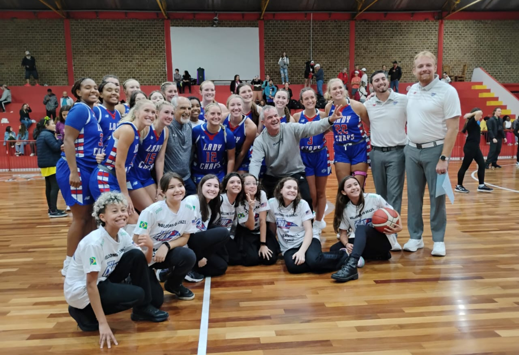 Lady Chaparrals, da Universidade Cristã Lubbock, está disputando torneio em São José - Foto: Divulgação