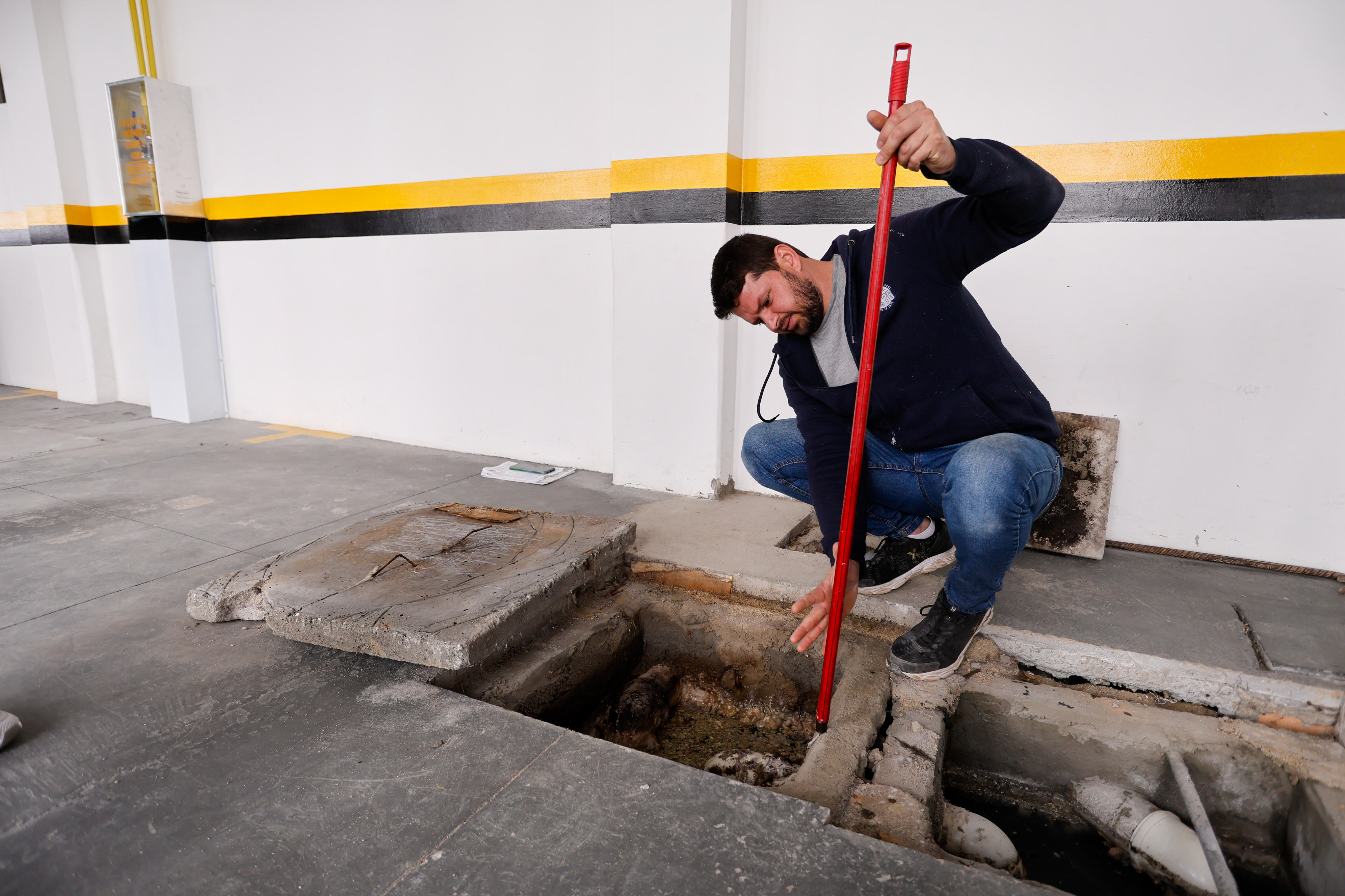 CASAN orienta sobre caixas de gordura em edifícios