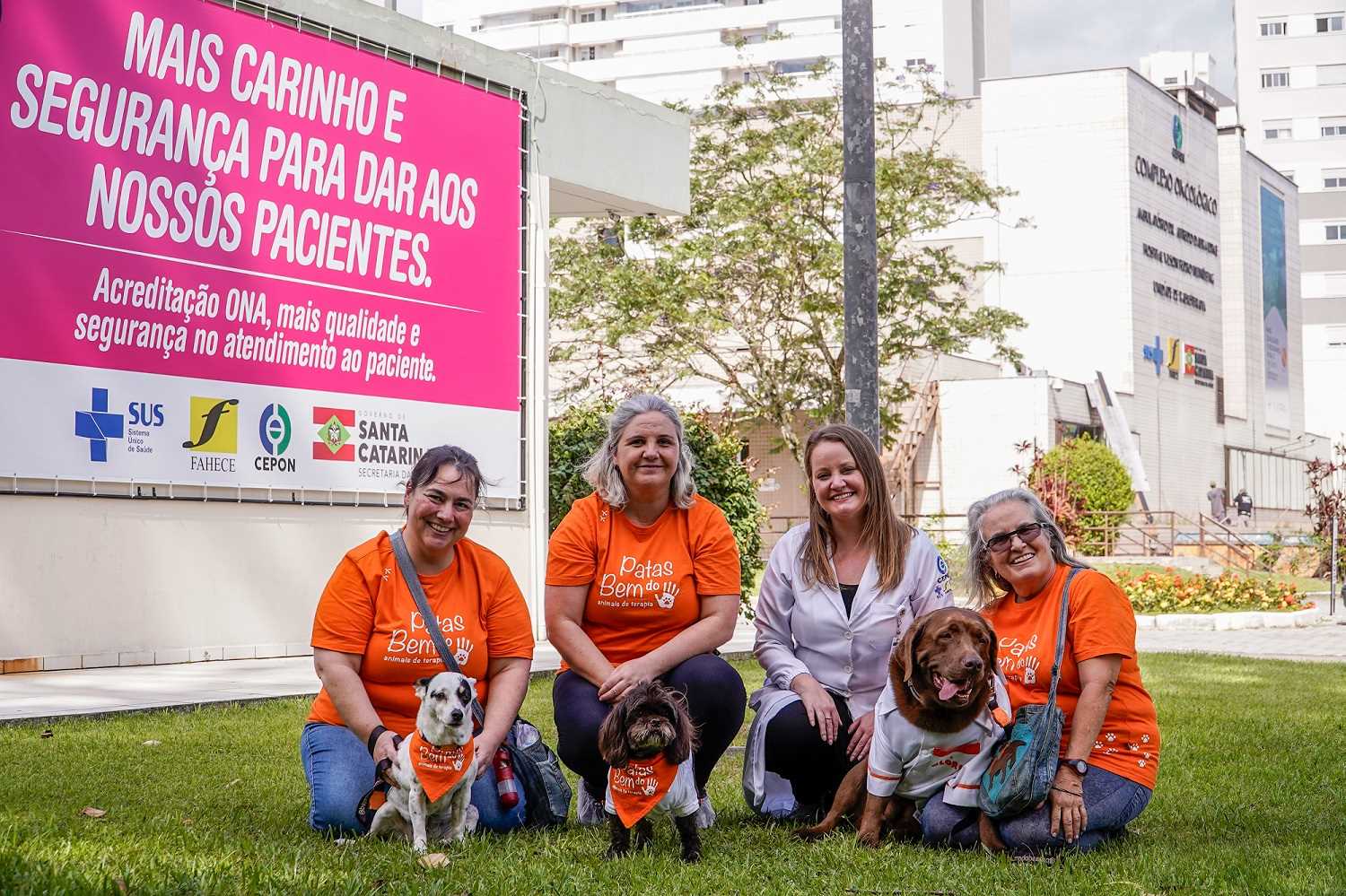 Trabalho voluntário promove solidariedade e humanização aos pacientes e acompanhantes do CEPON