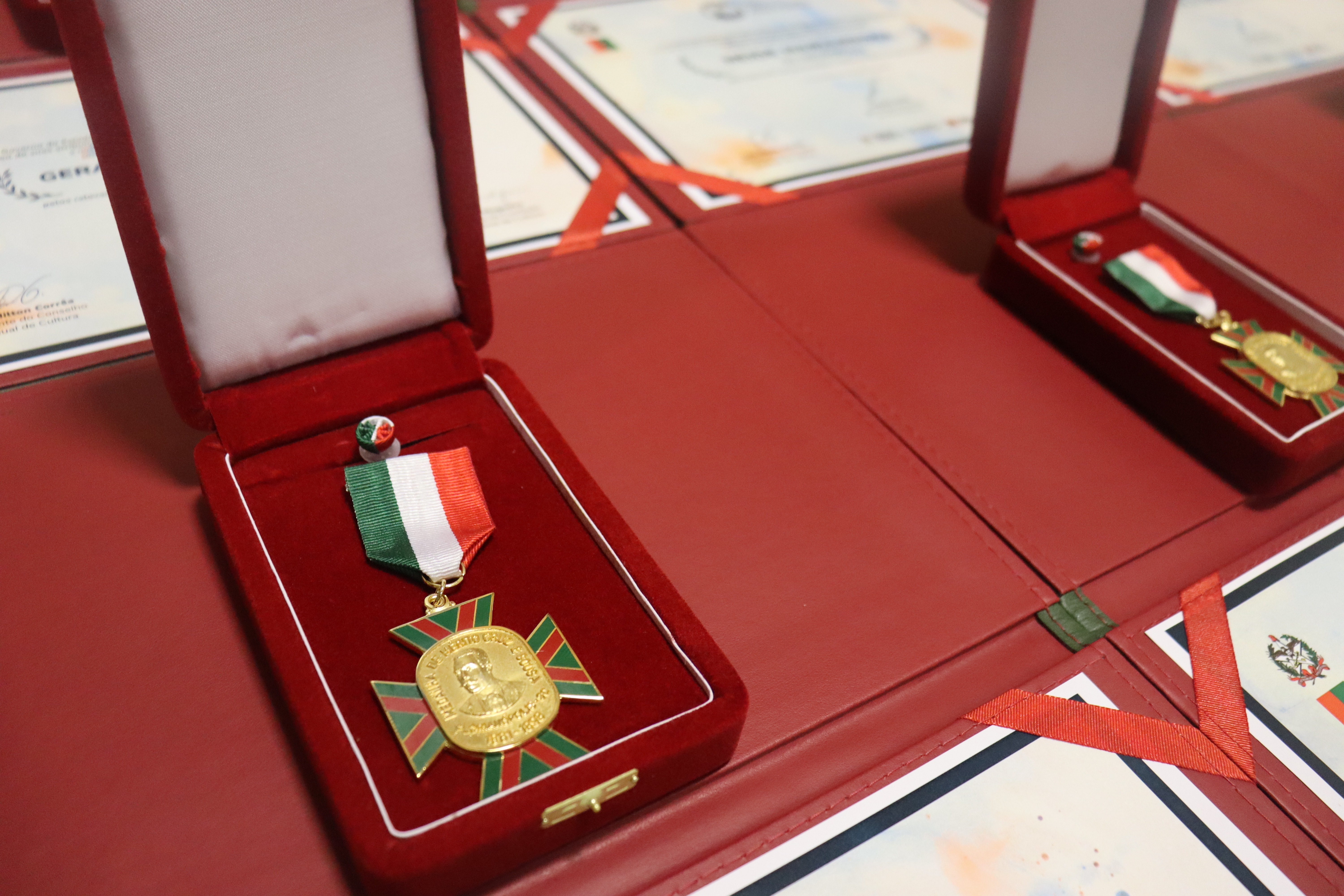 medalha cruz e sousa