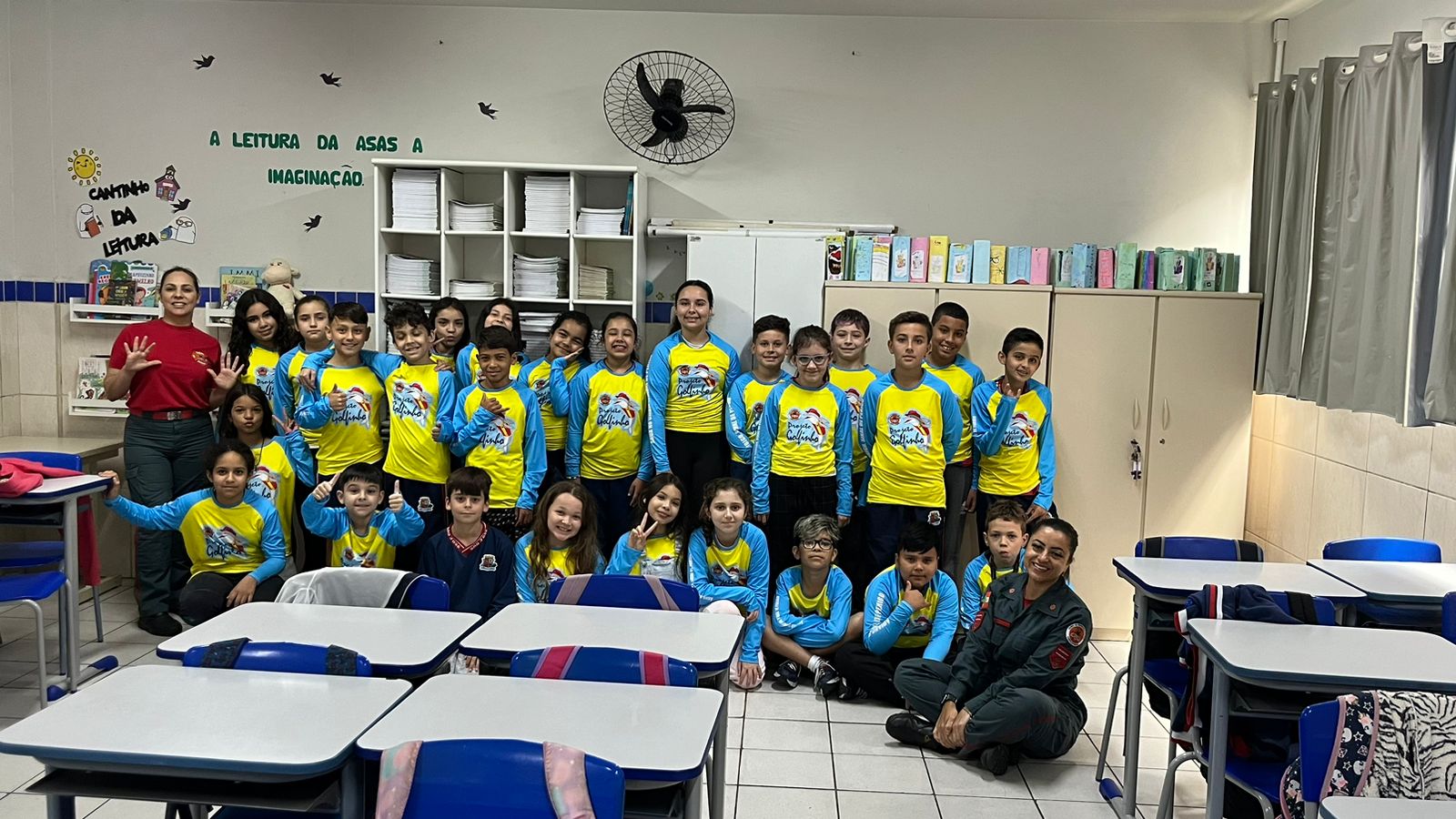 Escolas de São José recebem o Programa Golfinho de prevenção aquática do CBMSC