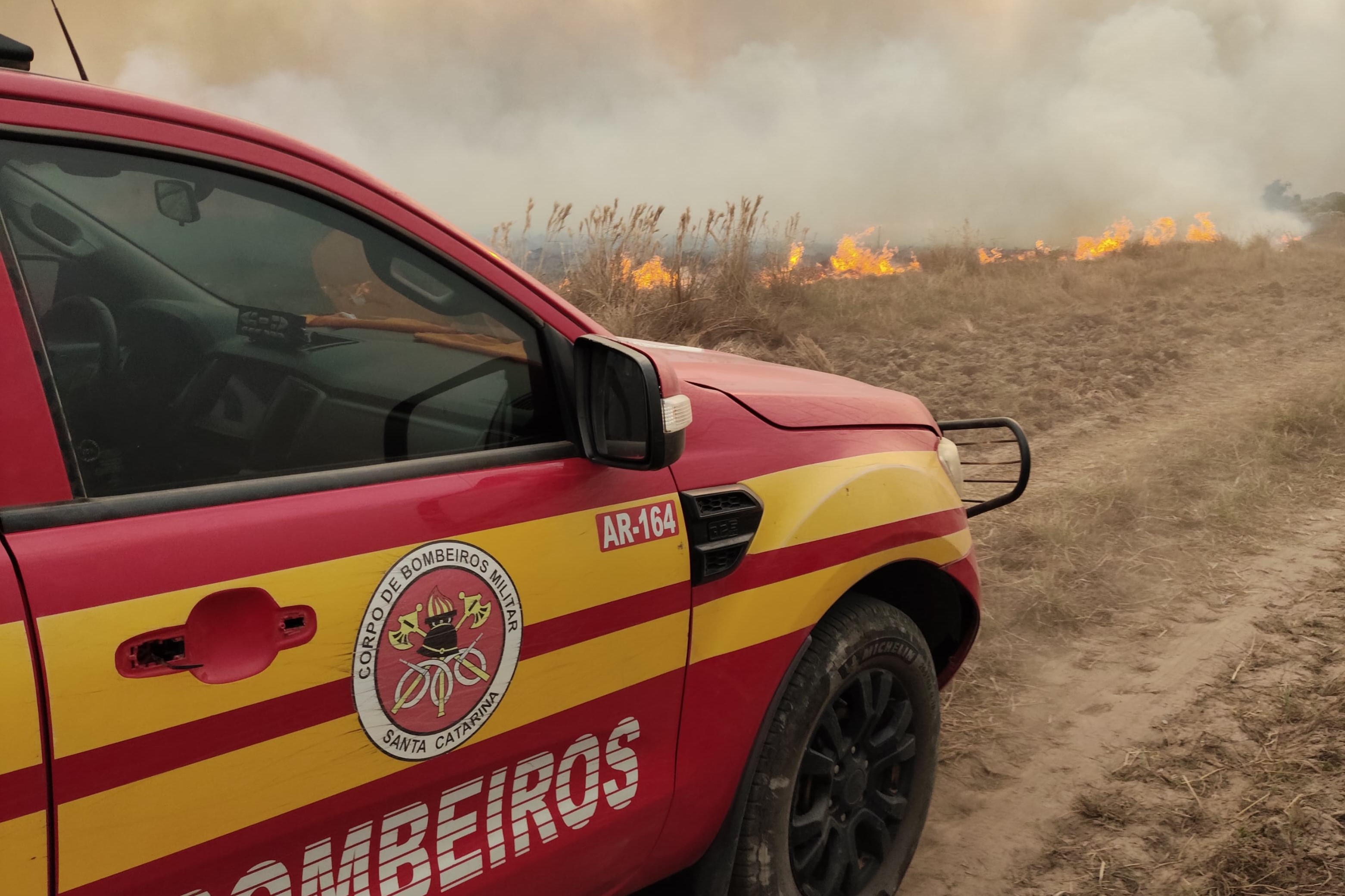 Corpo de Bombeiros Militar de SC apresenta balanço das operações de combate aos incêndios florestais no Centro-Oeste do Brasil