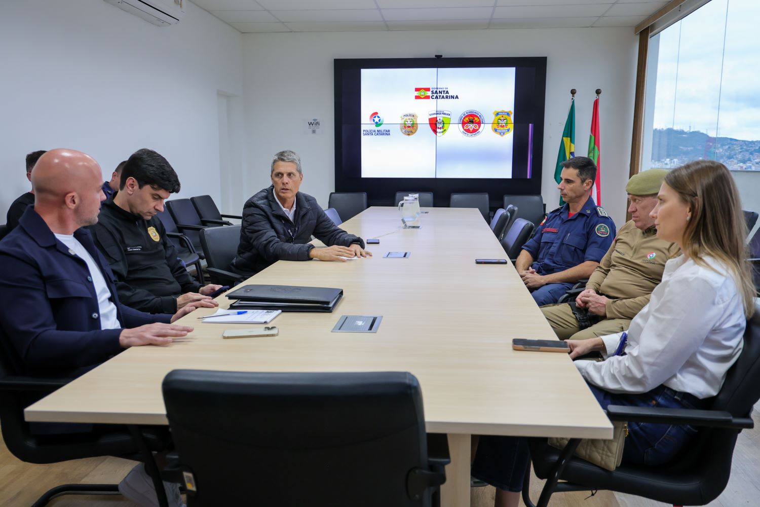 Governador destaca eficiência das Forças de Segurança contra ação de criminosos na Grande Florianópolis