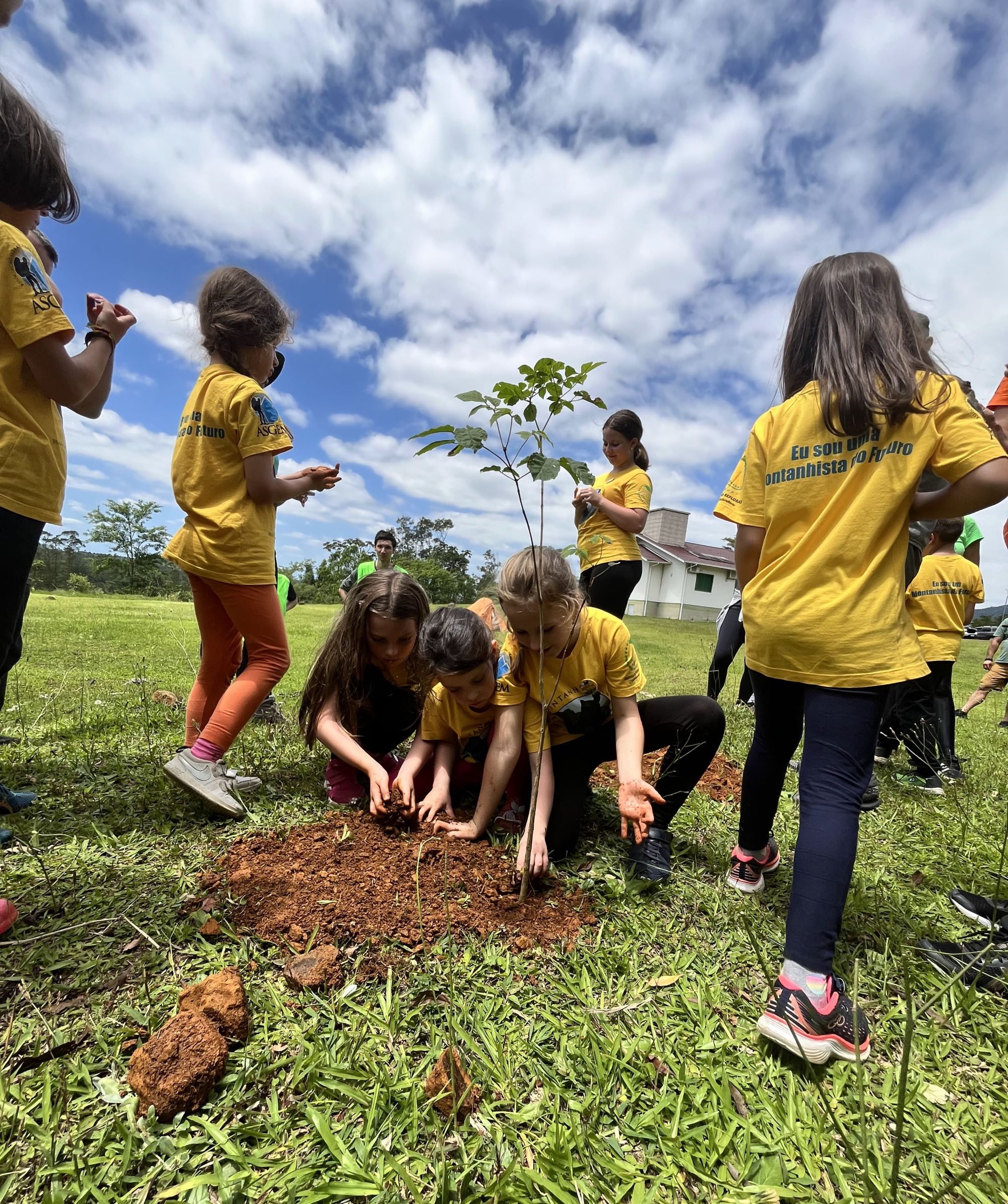 Reserva Biológica Estadual do Aguaí recebe Acampamento Montanhistas do Futuro 2024